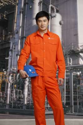 為何機(jī)場(chǎng)地勤人員也要穿阻燃工作服?